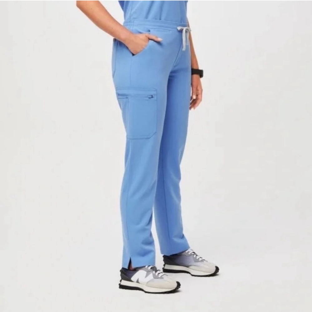 FIGS Yola Skinny Scrub Pants in Ceil Blue Size Medium